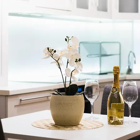 شقة Angelina Lux With Garage بلغراد